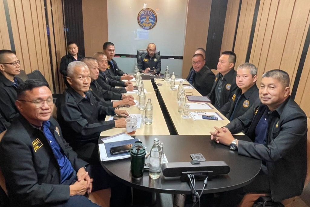 ศรชล.ภาค 1 เข้าร่วมการประชุมกับส่วนราชการที่เกี่ยวข้องเพื่อติดตามสถานการณ์ความมั่นคงทางทะเลในพื้นที่เขตอ่าวไทยตอนบน