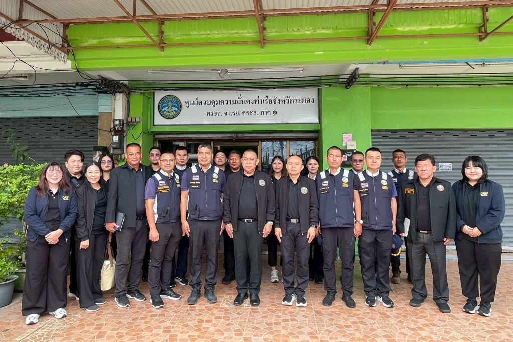 ผอ.สำนักปฏิบัติการ 1 ศรชล. และคณะฯ เดินทางมาตรวจเยี่ยม ศรชล.จว.รย. ศคท.จว.ระยอง